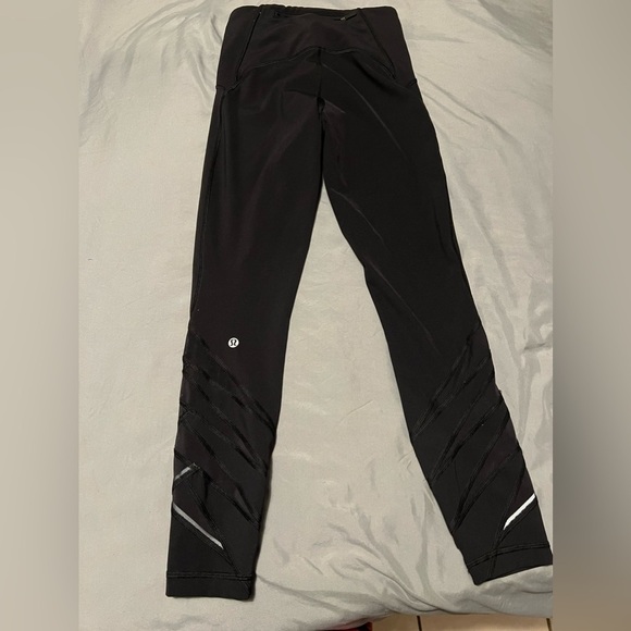 Lululemon Motionful 7/8 Tight 25" - Picture 5 of 10